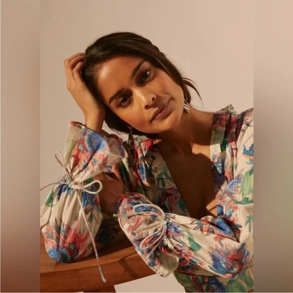 Anthropologie gathered cropped floral top - Picture 4 of 12